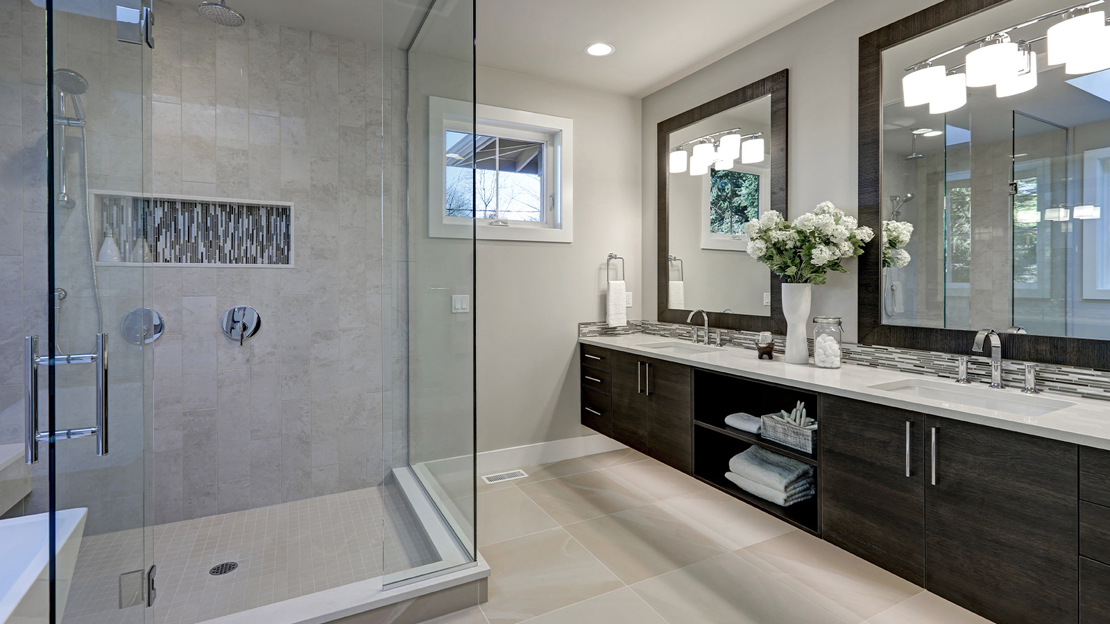 Jack and Jill Bathroom Design in Houston