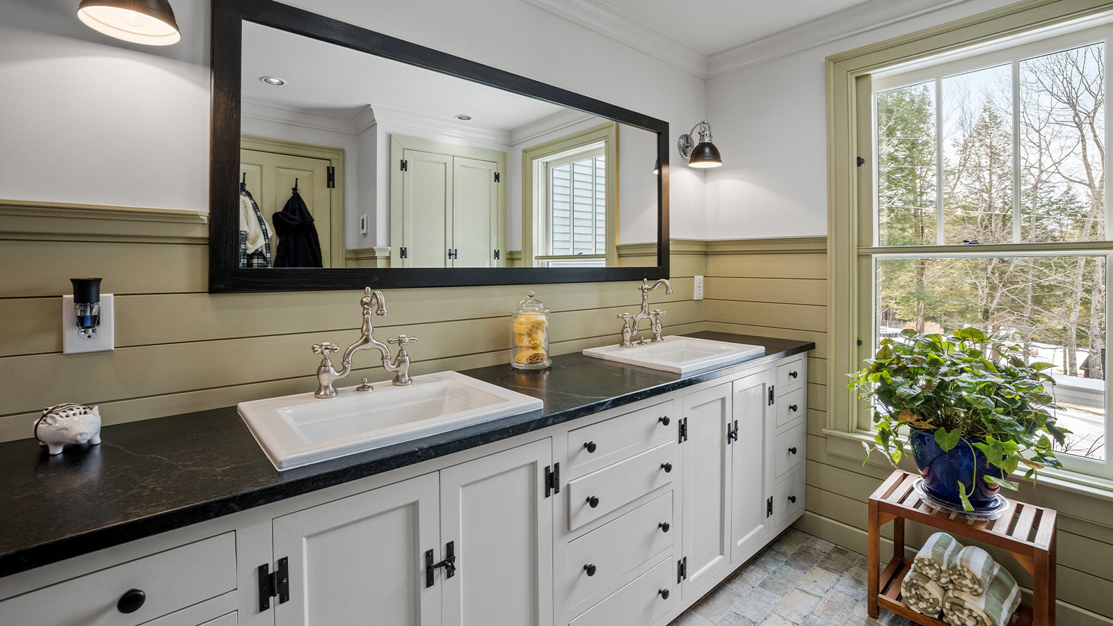 Farmhouse Bathroom Redesign Ideas Farmhouse Bathroom Redesign Ideas