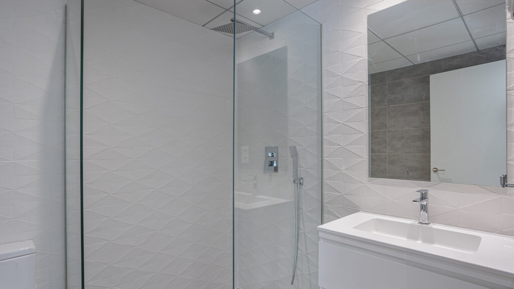 Custom Shower Enclosures in Houston